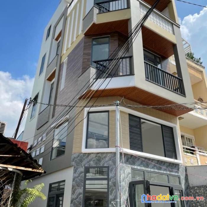 Bán nhà 2 mặt tiền , 4 tầng , 4.3x11 , đường quang trung , gò vấp , hẻm xe hơi thông đường lớn ,