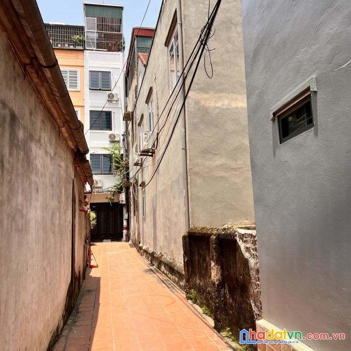 Gia đình cần bán đất sổ đỏ cc phố kim giang dt 38m2 mt 3.5m giá: 2.75 tỷ