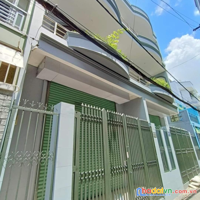 Nhà tân phú sát mặt tiền lũy bán bích, diện tích khủng 200m2, ngang hơn 10m bề thế, 4 tầng btct,