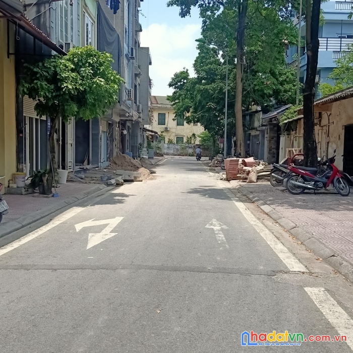 Bán đất tư đình long biên phân lô ô tô thông 54m hơn 82tr/m2 0973070745