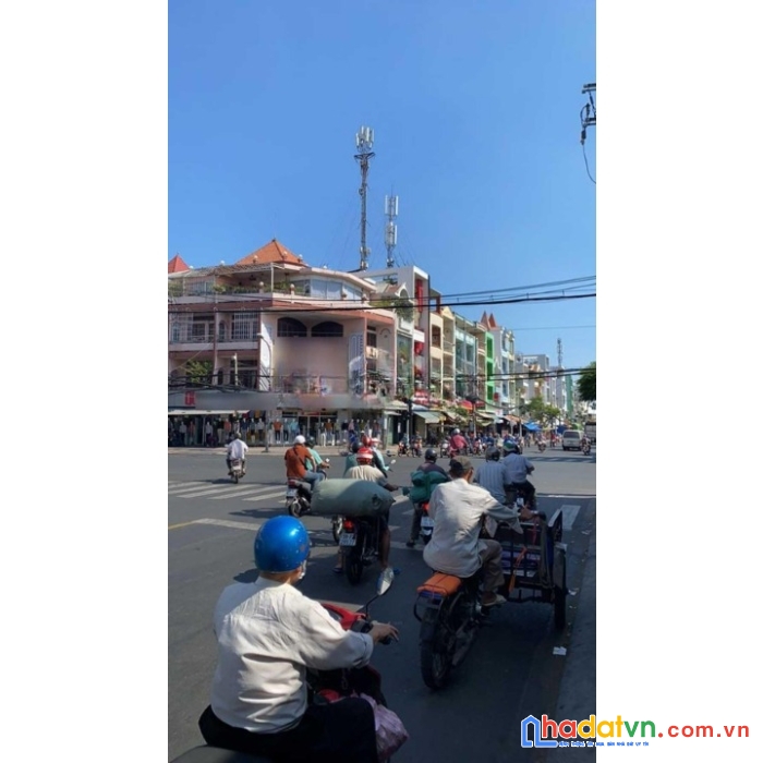 Mtkd ngay chợ phú lâm - 280m2 - 16.5 tỷ