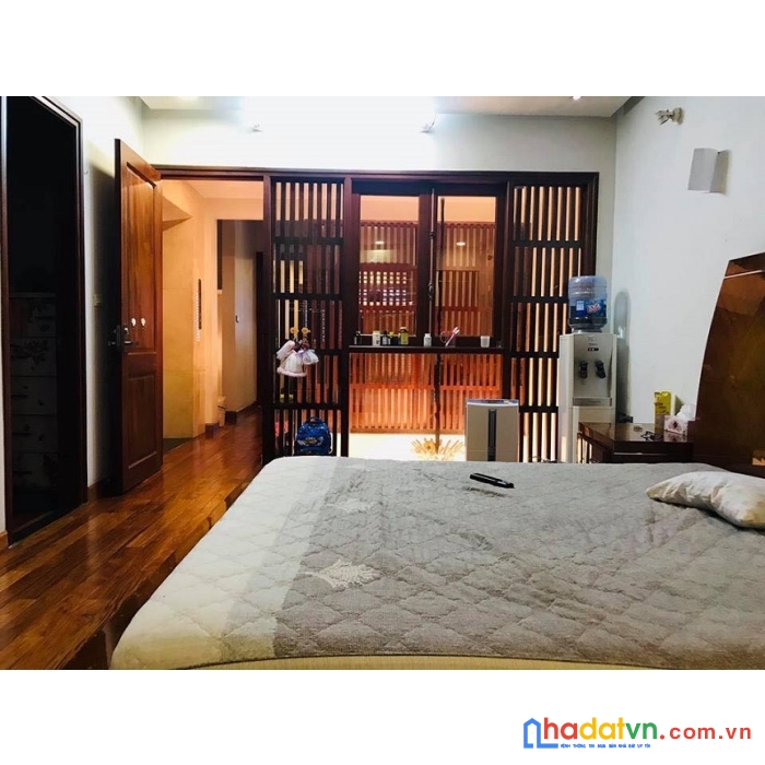 Hẻm xe hơi trần quốc toản ở ngay 4 lầu tặng nội thất bán gấp
