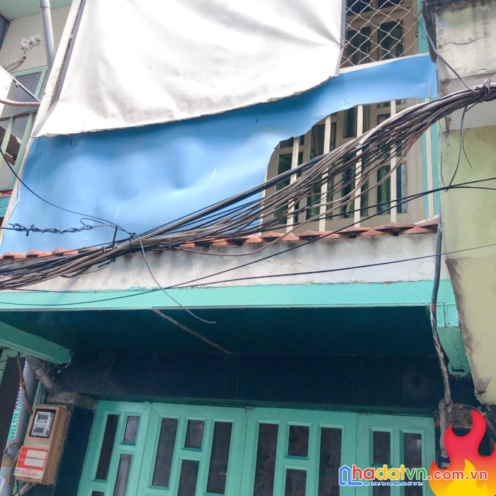 Nhà bán quận 4 khu phân lô 20 thước giá 2 tỷ