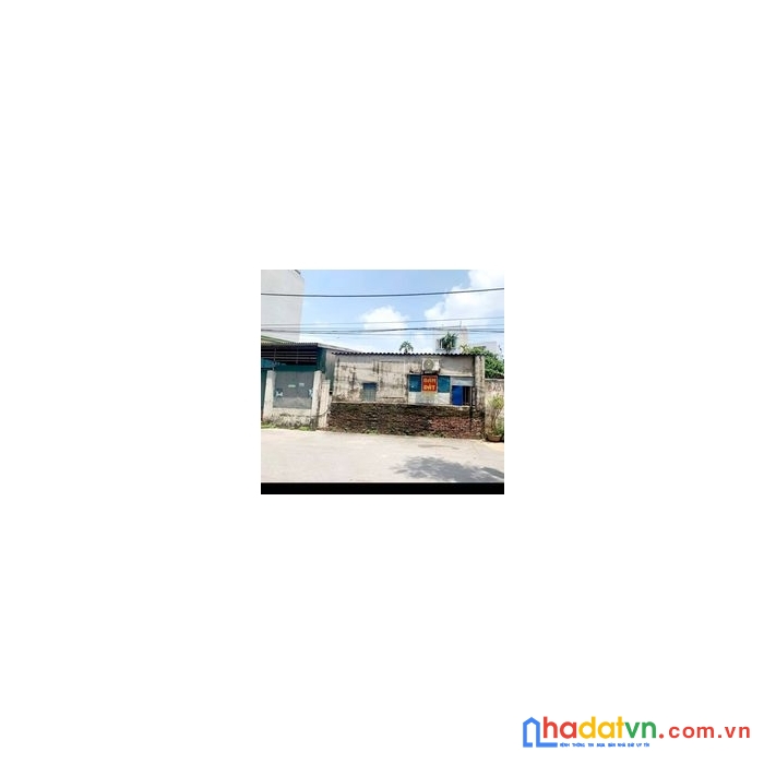 Dt :130m , 5,6 tỷ( có thương lượng)
nhà thuộc bát khối,thạch bàn,long biên