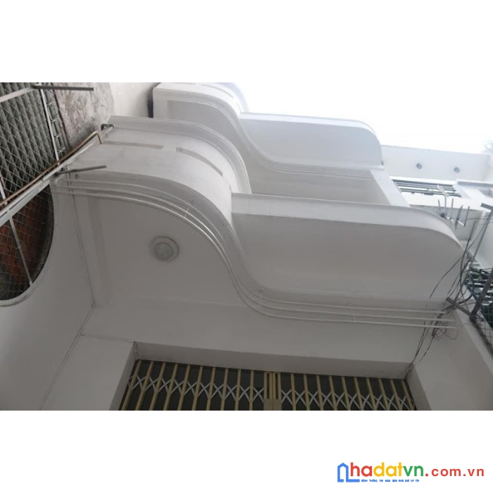 Lý chính thắng cách mt 20m dt 92m2 3 tầng, mt4m oto nhà mới ở ngay