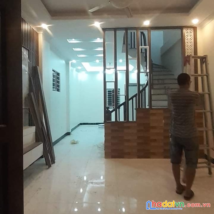 Cần tiền bán gấp nhà kđt văn phú hà đông lô góc dt:51m2 x 4t, giá bán 4,7 tỷ
