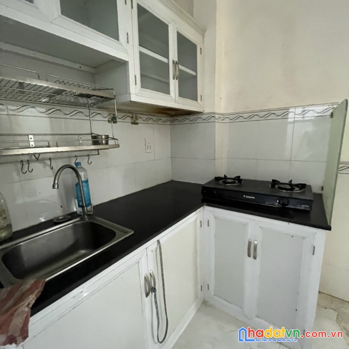 Bán nhà khu hai mươi thước đoàn văn bơ quận 4 giá rẻ