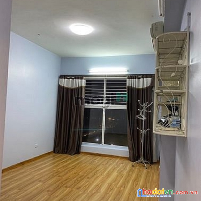 Chính chủ bán chcc tầng 18 sakura tower, 97,4m2 giá 3 tỷ, bc tây