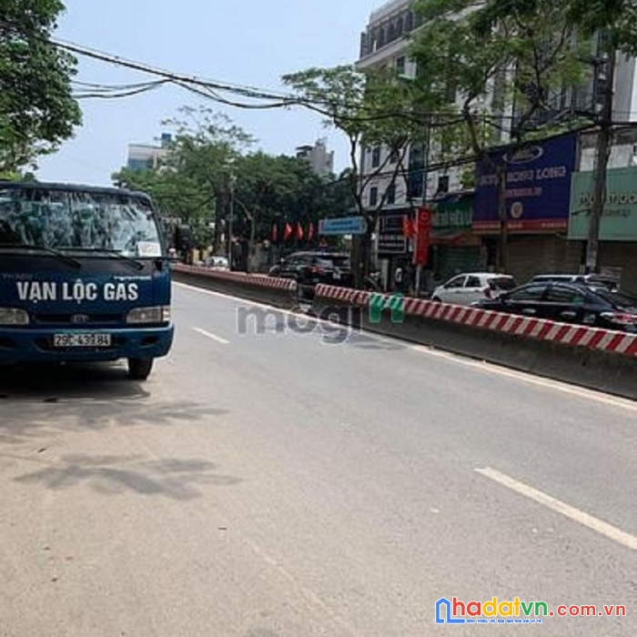 Bán gấp nhà tây hồ, mp lạc long quân 85m2, 32 tỷ, mt 5,1m, kd cực đỉnh