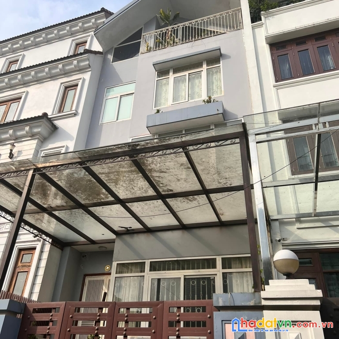 Bán liền kề trung kính 113m2 gara oto thang máy 0909858789
