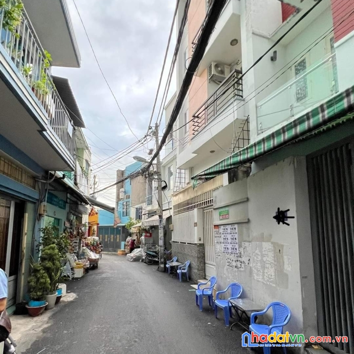 Bán nhà quận 6, hxh ôtô ngủ nhà, gần chợ phú lâm, sát bà hom, ngang hiếm 5.7m, 2tầng, 52m2,  nhỉnh