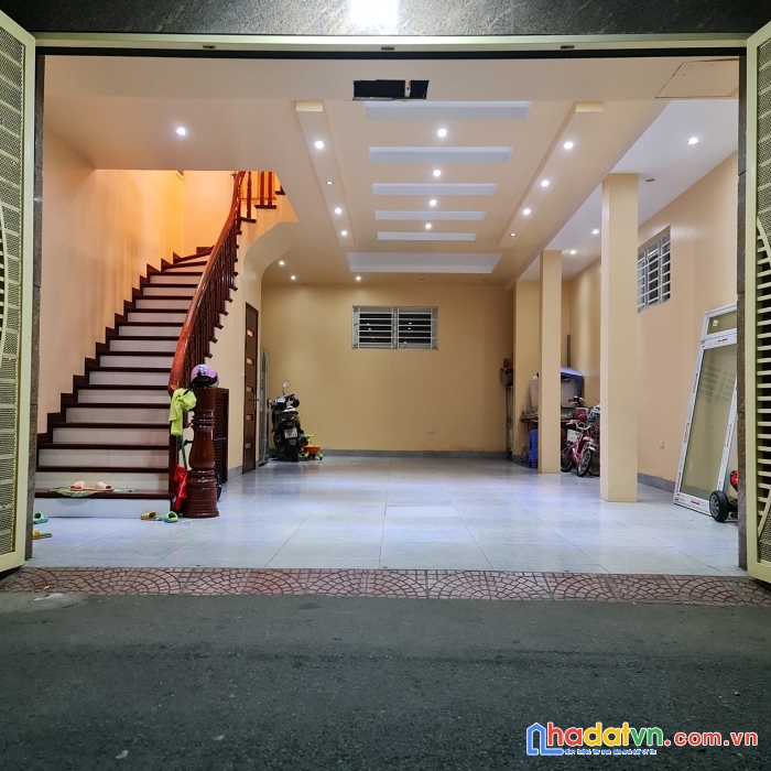 Bán nhà trung kính, sát phố, lô góc, gara ô tô, kinh doanh, dt 65m, 6 tầng, mt 6.3m, 16.5 tỷ