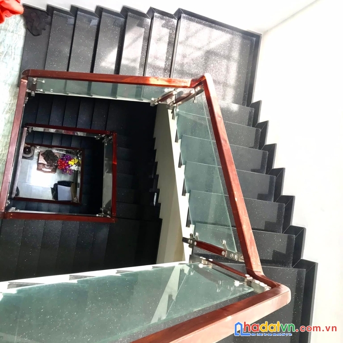 Nhà đẹp cần bán, hẻm xe hơi, diện tích khủng (96m2), hiệp thành, quận 12, chỉ 5,5 tỷ.