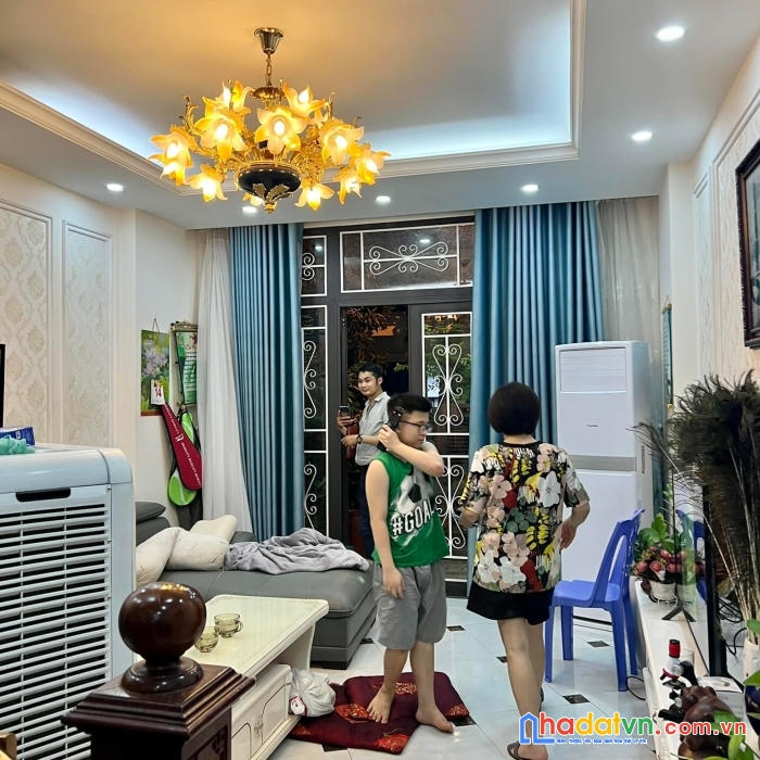 Bán nhà trần phú 45m2, mt 4m x 5t, kinh doanh đỉnh, giá chỉ 7.4 tỷ