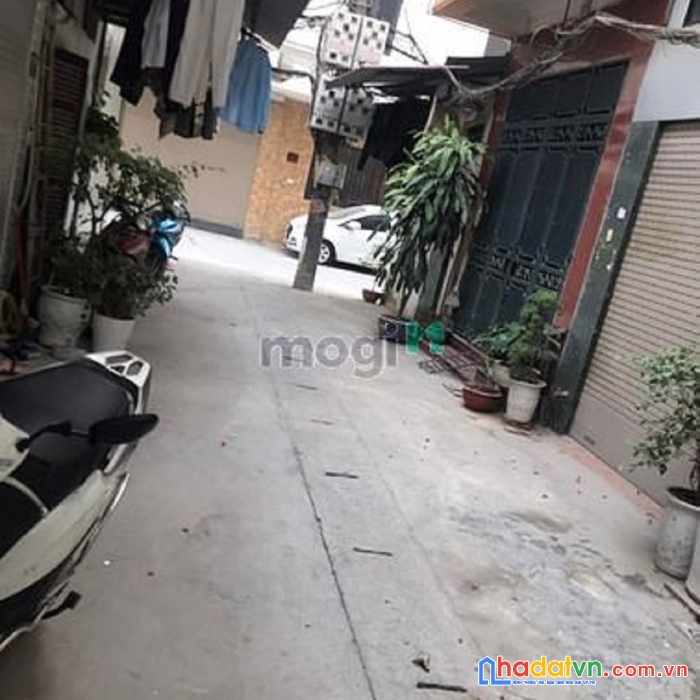 Bán nhà tây hồ ngõ 445 lạc long quân 30m 5 tầng mt3.1m giá 3.8 tỷ mới