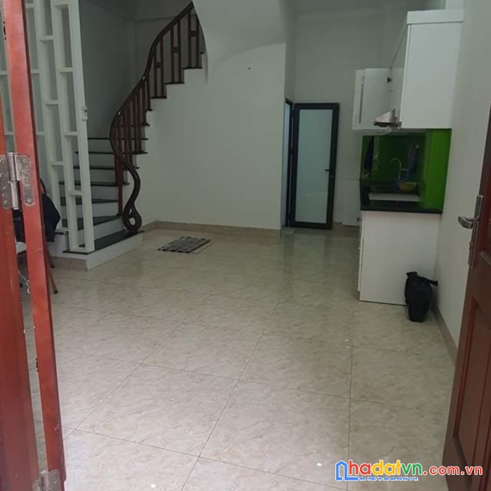 Nhà đẹp gia quất-long biên mới, 30m, 5 tầng, mt 4.4m, 3tỷ. lh: 0913896966