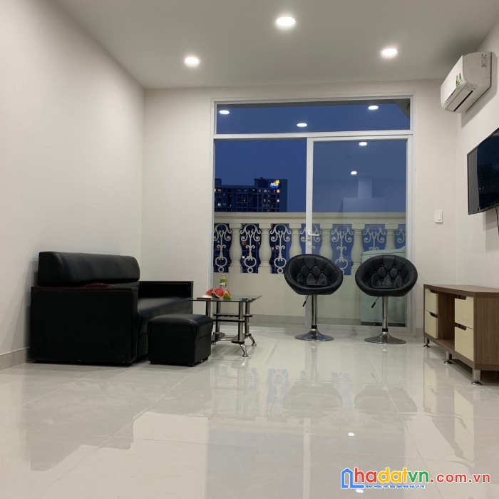 Tôi chính chủ bán gấp căn hộ 79m2 grand riverside