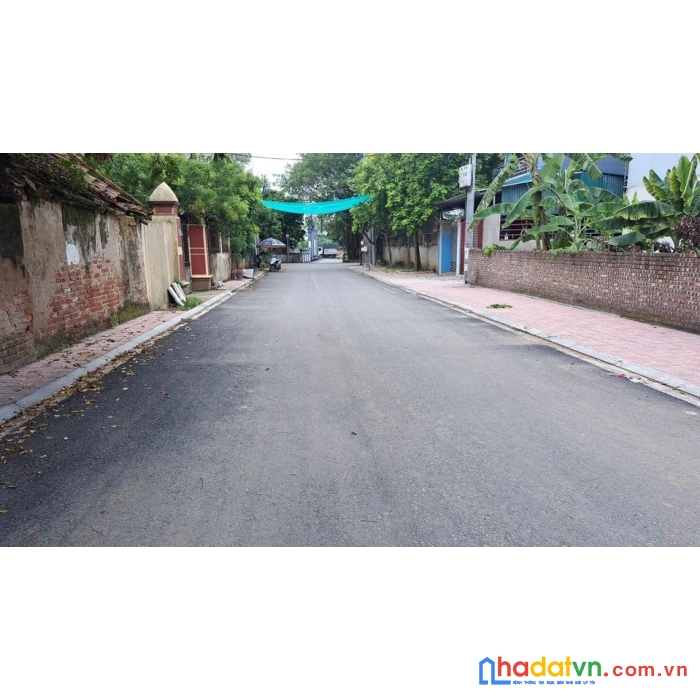 Siêu ngon phố bắc cầu 70m đất mt 5.4m 2.68 tỷ long biên 0904264580