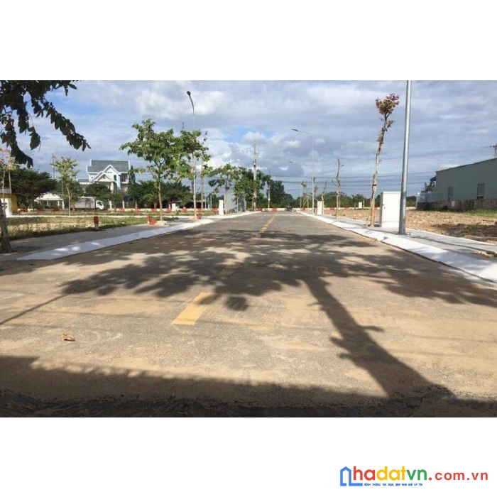 Bán đất thổ cư đường bình lộc, long khánh, đồng nai giá 1tỷ330