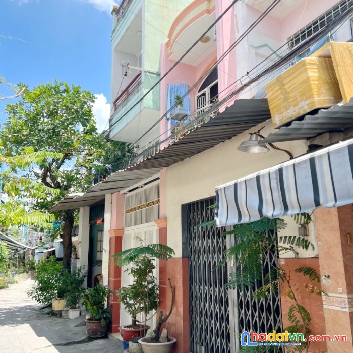 Nhà trệt/lửng/lầu/sân thượng hẻm xe hơi quay đầu đường hưng phú p10q8