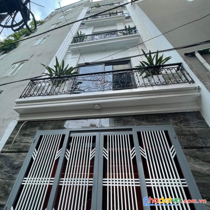 Nhà phân lô 19/5 dt 48m2-5 tầng- giá 5,65 tỷ. lh:0986353662