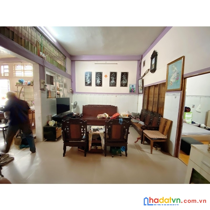 Bán nhà hxh c1_8x12m 3 tầng 5pn phạm văn chí chỉ 9 tỷ