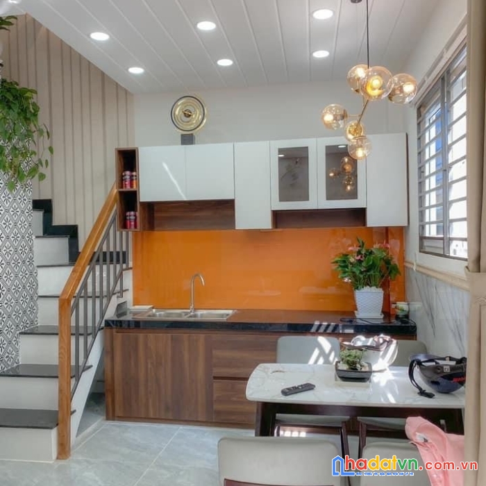 Bán nhà mtkd khánh hội 3.8 x 12 - xd 4 tầng - 12,6 tỷ. lh 0906889890