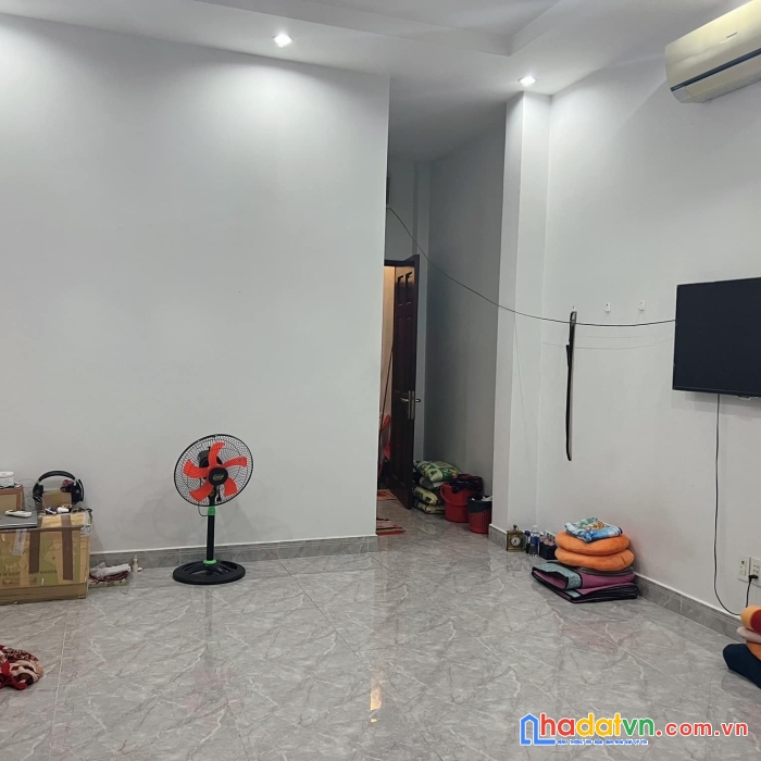 Bán nhà nguyễn sỹ sách, p15, tân bình. 60 m2 giá chỉ 10,8 tỷ.