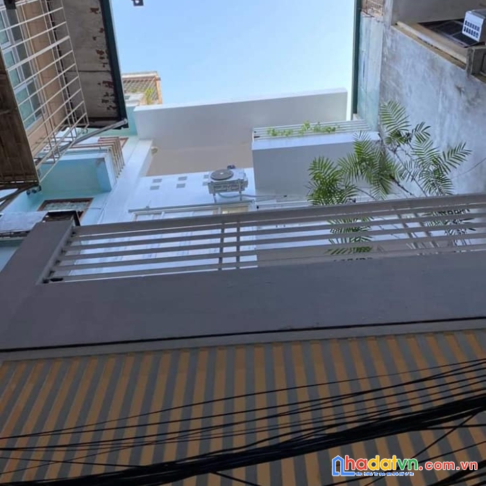 Bán nhà trung tâm quận đống đa, 42m2 – 4 tầng – mt 4,2m, sổ vuông vắn, nở hậu. giá chưa đến 3 tỷ.