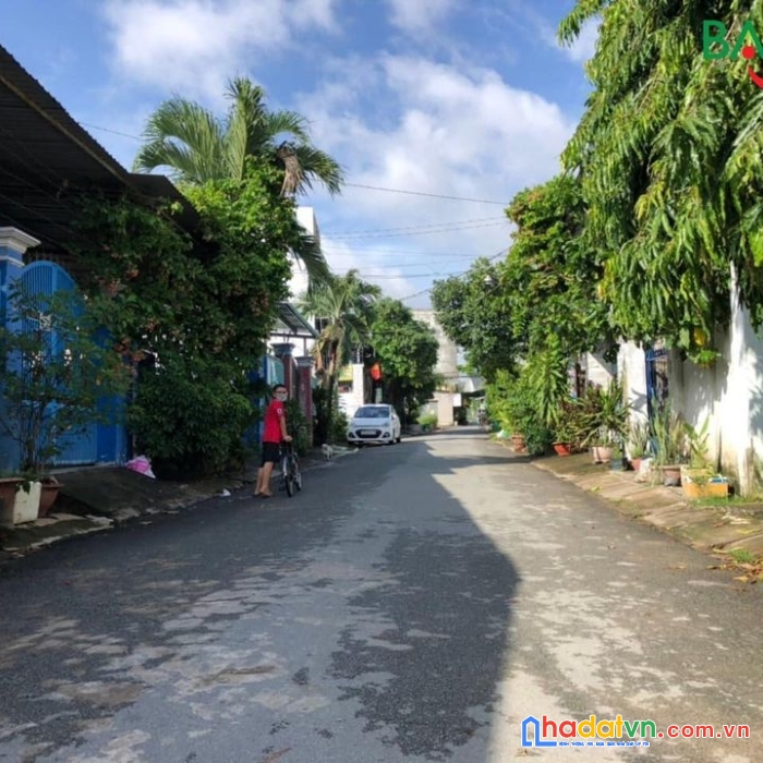 Bán nhà 6.3 x 20m shr thổ cư nở hậu kế chợ nhỏ kp1 tân hiệp biên hoà chỉ 3,579 tỷ