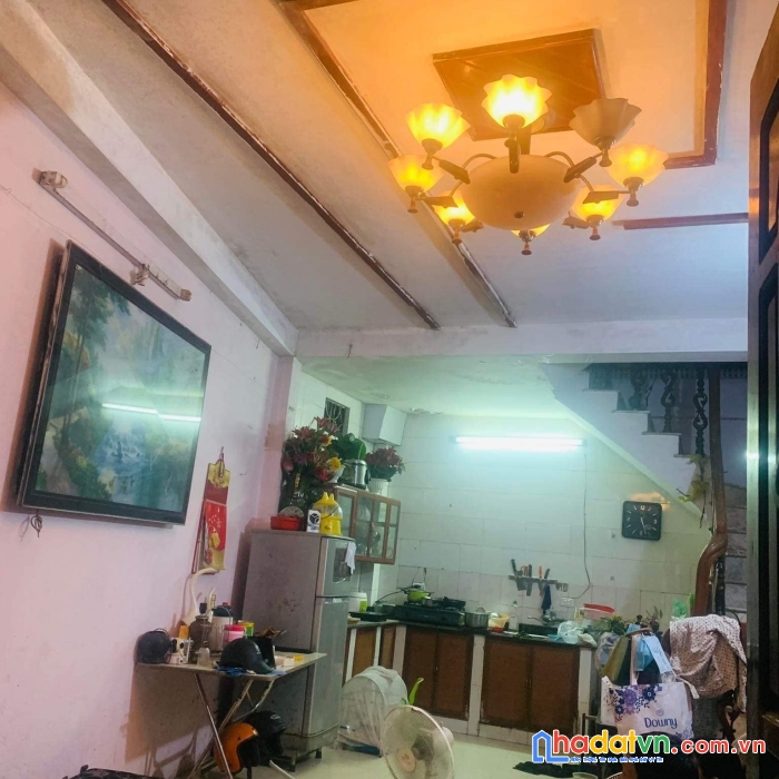 Hiếm có, ngõ 168 ngyễn xiển, thanh xuân, 33m x 5t mt4m giá nhỉnh 2 tỷ ở luôn cho 1 gia đình nhỏ