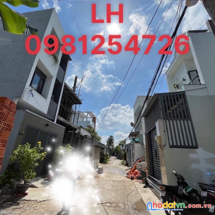 Nhà mới xây giá rẽ 1 trệt 1 lầu 
đương thạnh xuân 52 p thạnh xuân q12