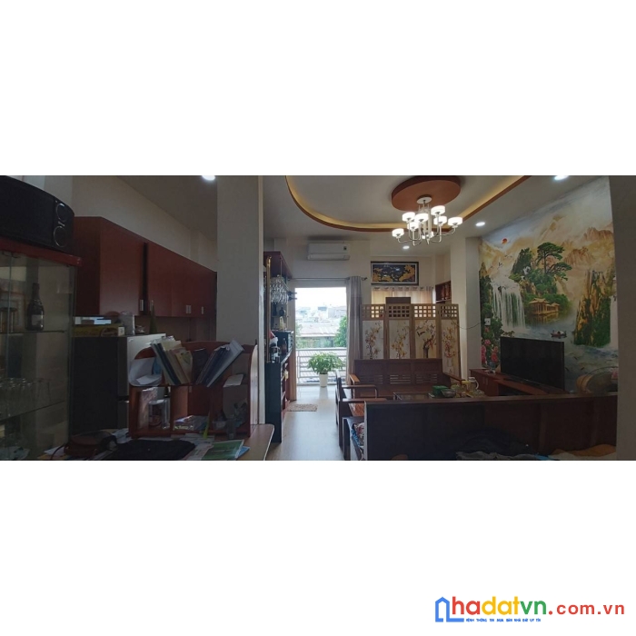 Bán nhà đường huỳnh thúc kháng, 46m2, 3 tầng , nhà đẹp ở ngay, nhỉnh 5 tỷ