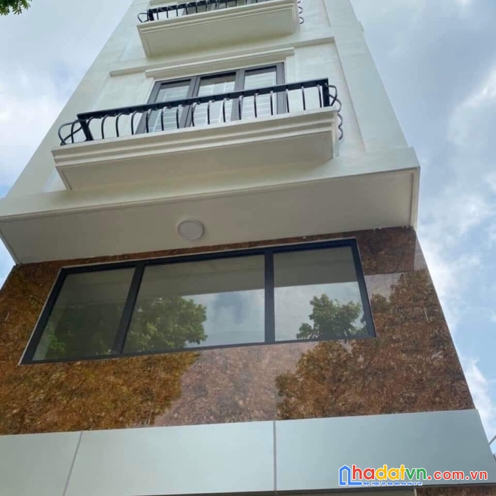 Bán nhà cầu tó,33m2 x5t,mt 4m,giá nhỉnh 2 tỷ,hỗ trợ ngân hàng