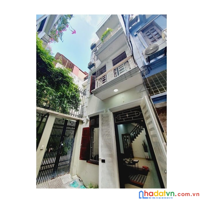 Trung tâm đống đa – nhà mới tinh – ngõ rộng – sổ vuông đẹp.