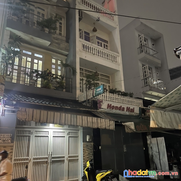 Cần bán nhà mặt tiền nội bộ đường chánh hưng p4 q8, trệt, lửng, 2 lầu + sân thượng  đúc btct