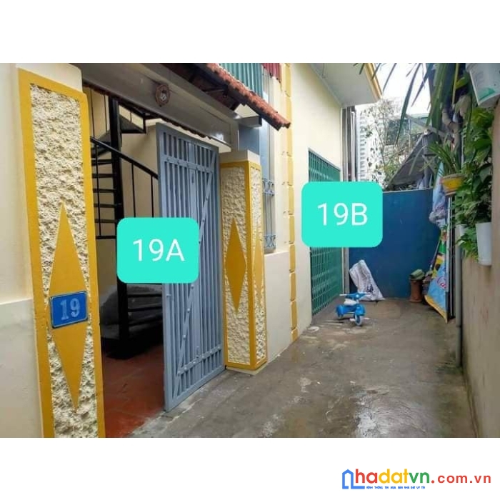 Bán nhà tổ 8 thạch bàn, 31m, 3 tầng, 2.35 tỷ. long biên.