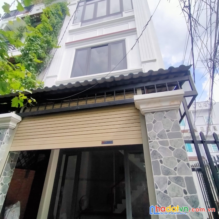 Bán 2 căn  lô góc - nhà mới cứng - tiện đầu tư hoặc ,cho thuê giữ tiền.