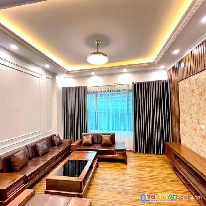 Bán căn nhà xây mới ở hà trì diện tích 32m xây 5 tầng thiết kế đẹp giá 3.3 tỷ .
