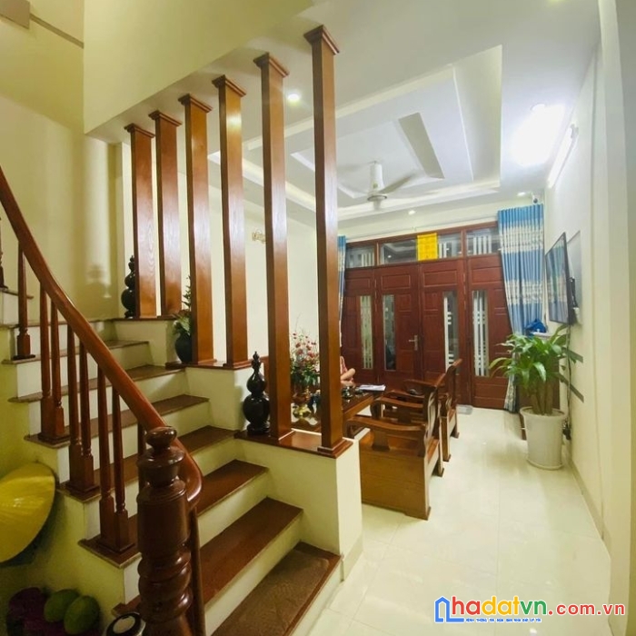 Bán nhà đức diễn, 50m2, 5 tầng, mt4m, giá 4 tỷ 35