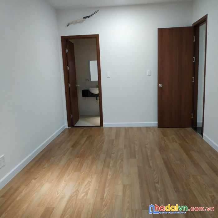 Căn hộ 2pn d.tich 79m2 tại grand riverside cần bán gấp