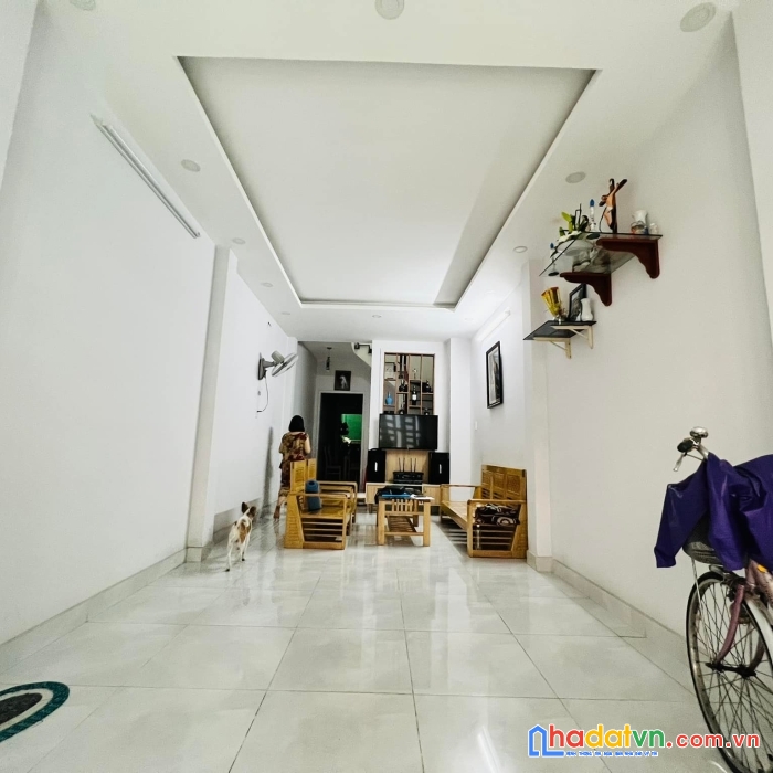 Bán nhà thống nhất- 54m2- 3 tầng- nhỉnh 4 tỷ