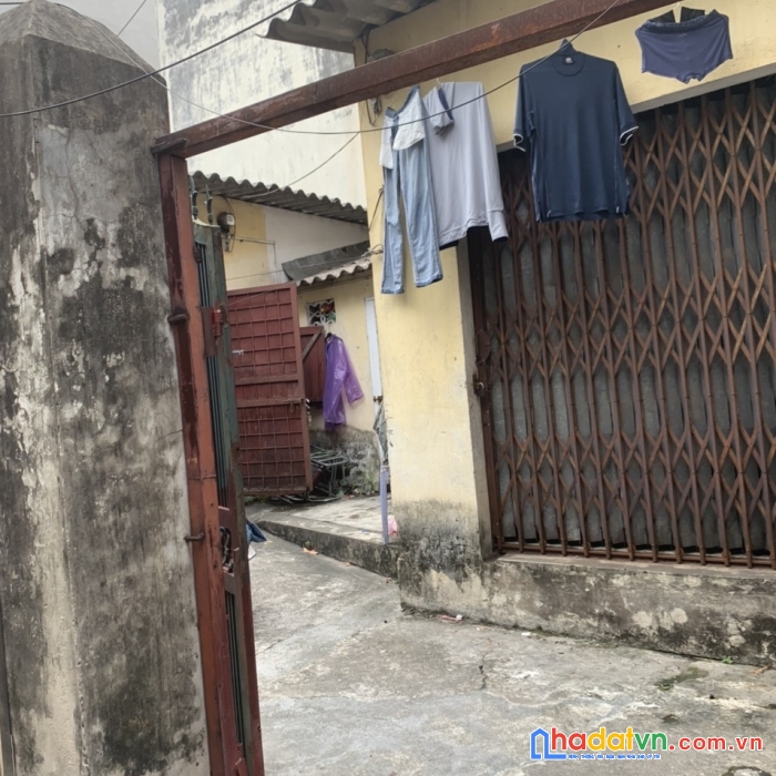 Bán đất phố chu huy mân- 72,7m- mt 6,5m- ngõ rộng - 15m ra ô tô tránh - giá 4,2 tỷ - lh 0989918887