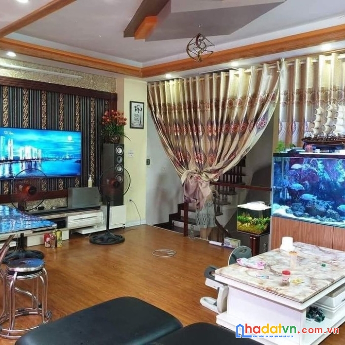 Kẹt bank bán căn hxh phạm ngũ lão, p3, gv, 45m2 (4.5m x 10m), 3pn, 3wc, giá chỉ 6.1 tỷ tl