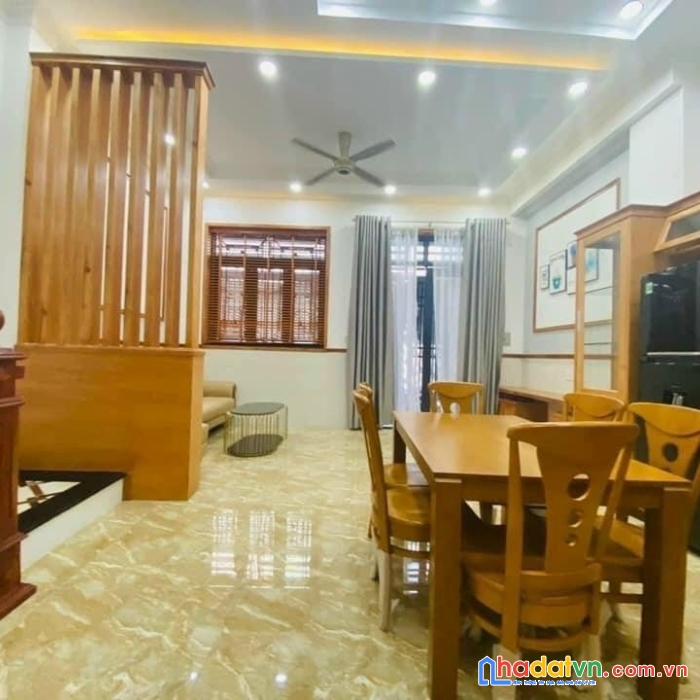 Nhà đẹp gấp bán, 5.5 x 10m, 8.7 tỷ, bùi đình túy,bình thạnh