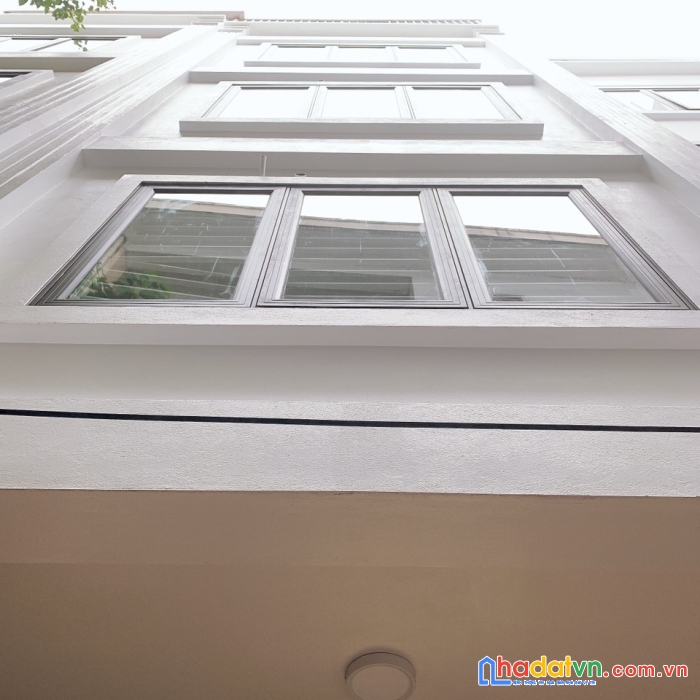 Chính chủ nhờ bán nhà ngõ gần oto,  trung tâm phố cầu giấy 35m x 5 tầng cực đẹp giá 3,6 tỷ