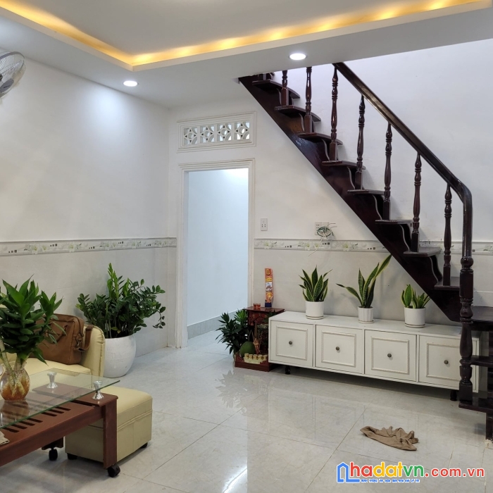 Bán nhà vừa bán vừa tặng, quang trung, gò vấp, 75m2, 2 tầng, giá 2.x tỷ