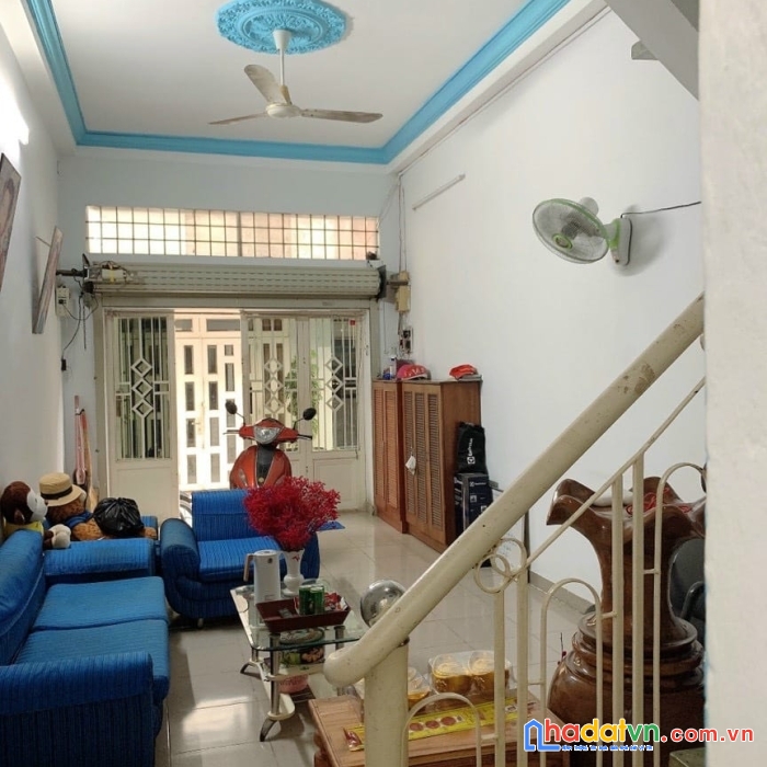 Gấp! nhà phan văn trị, p10, hxh, 3 tầng, 40,25m2, chỉ 5,4 tỷ