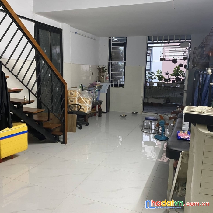 Bán gấp nhà hải châu 3 tầng x 50m2, kiệt ô tô đường lê cơ. giá chỉ 2.99 tỷ.