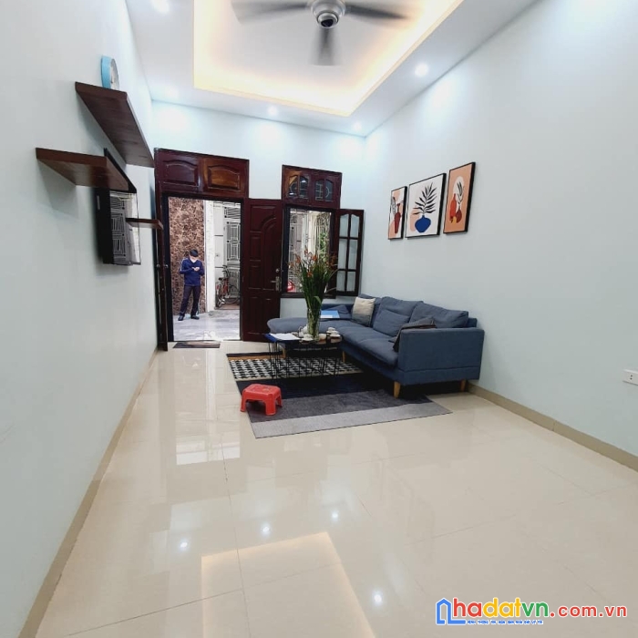 Bán nhà phố vĩnh phúc vài phút ra hồ tây. giá 3,4 tỷ, diện tích 38m2.
